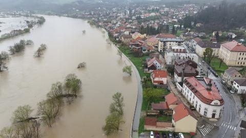 Naslovna slika