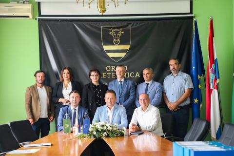 Naslovna slika